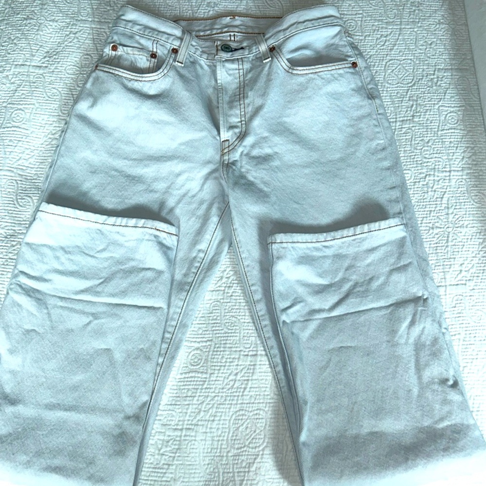 High Waisted Levi's